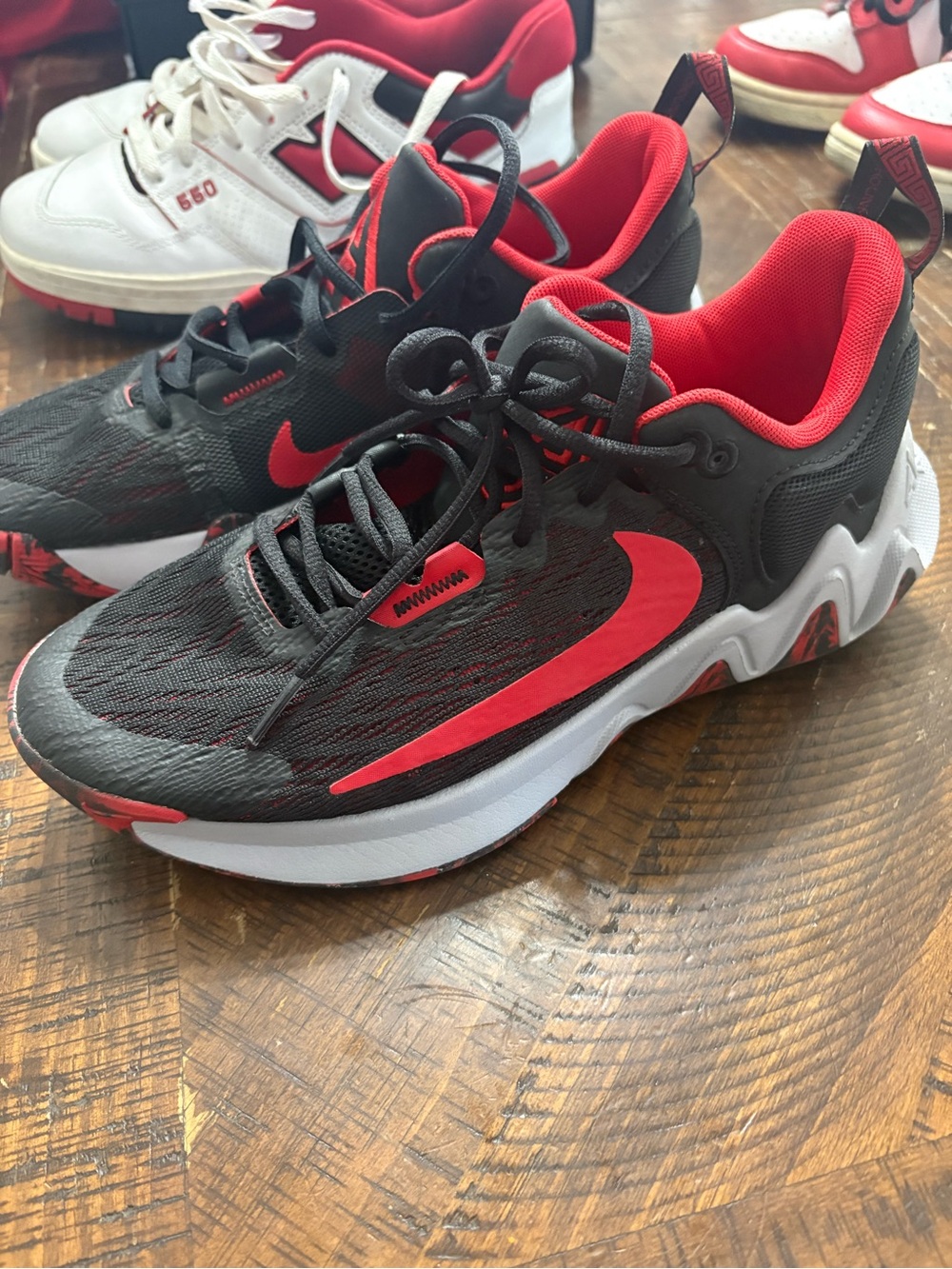 Nike Men's basketball
Nike Giannis immortality men's
size 8.5